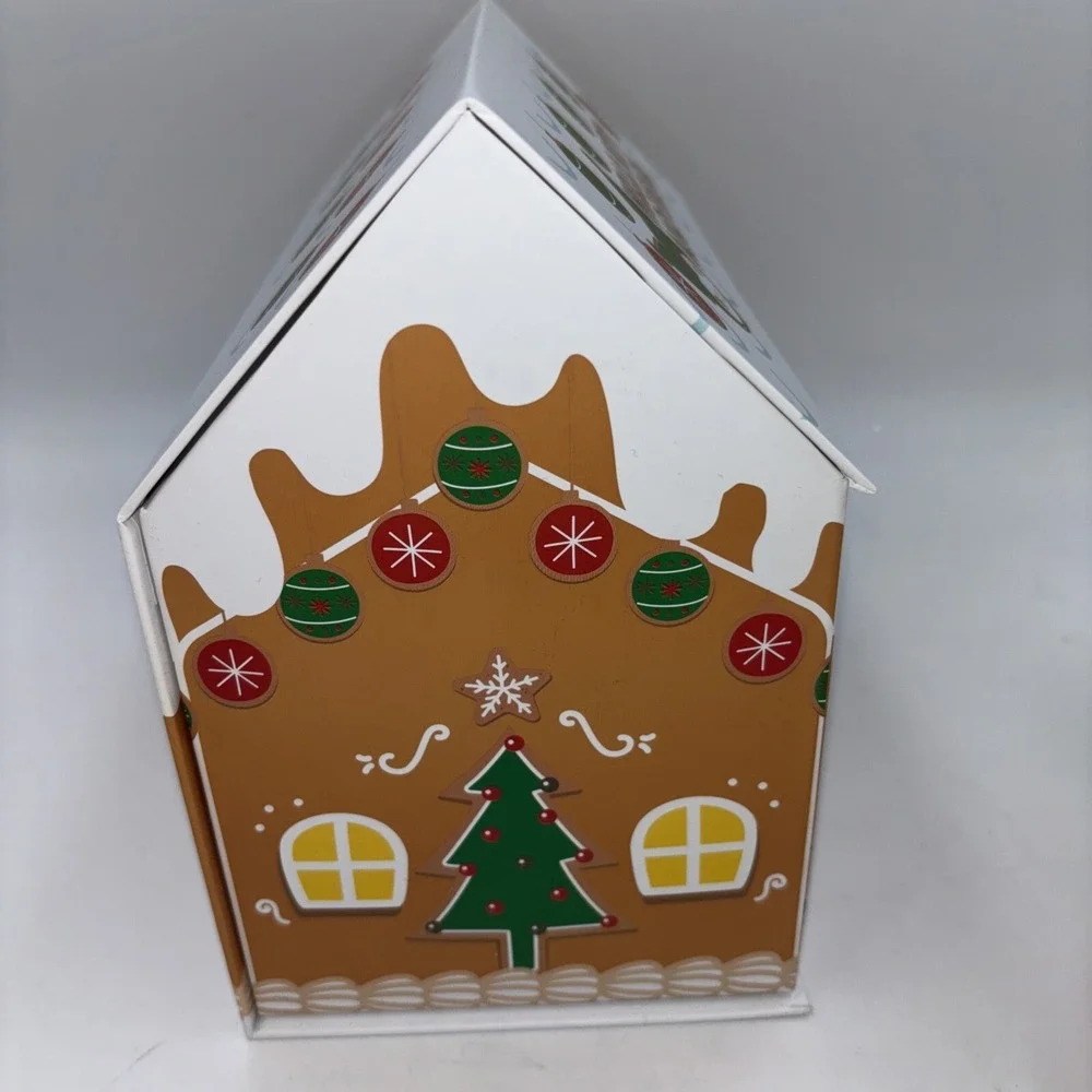 Sanrio Hello Kitty Gingerbread House  Nogginz Face Pillow 8